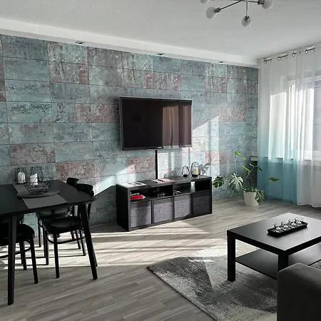 In Suedstadt Apartamento